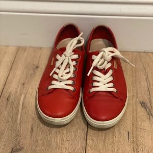 Ecco Soft Sneaker Size 6
